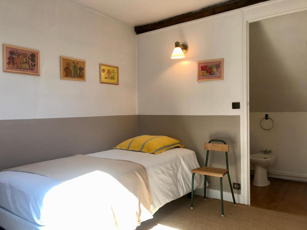 Gite De Mauxe Acquigny Exterior foto